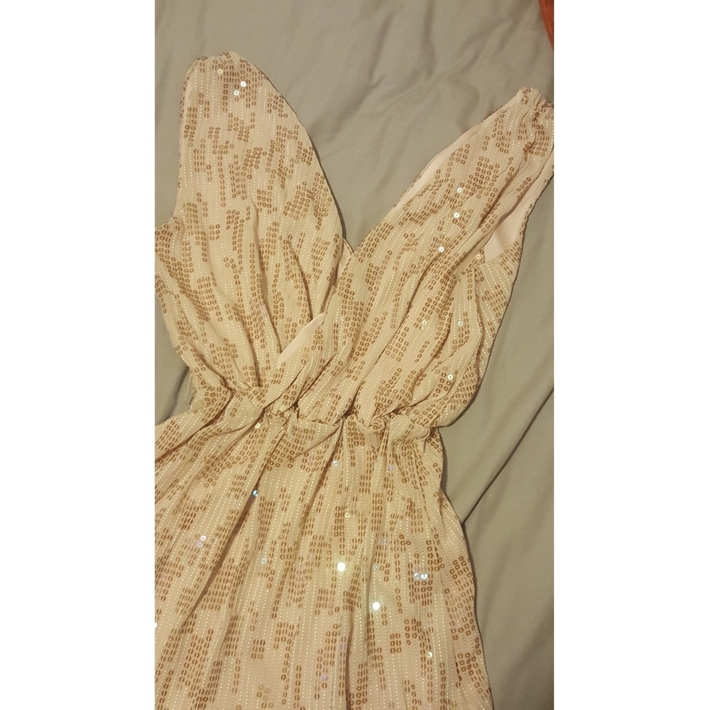 SOLD! Express beige sequin dress small - Picture 5 of 6